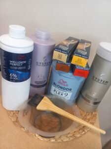 Produits capillaires professionnels utilisés au salon de coiffure Ma Évidence à Rezé